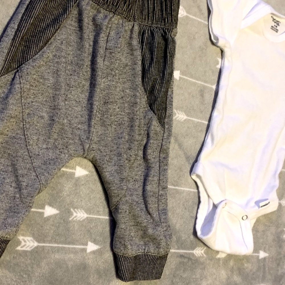 Joggers / onesie